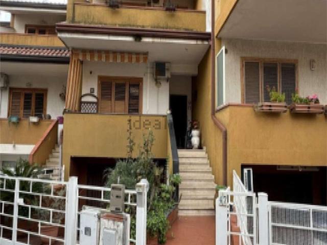 Appartamento in vendita di 201 m² in Via della Regione, 188