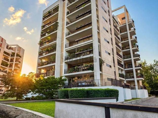 Appartamento in vendita di 201 m² in Via Europa, 5