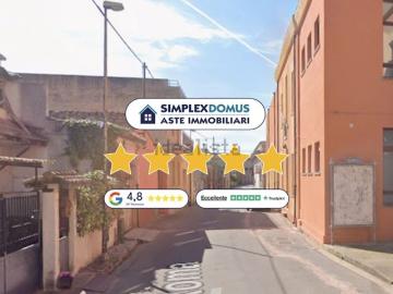 Appartamento in vendita di 201 m² in Via Loru