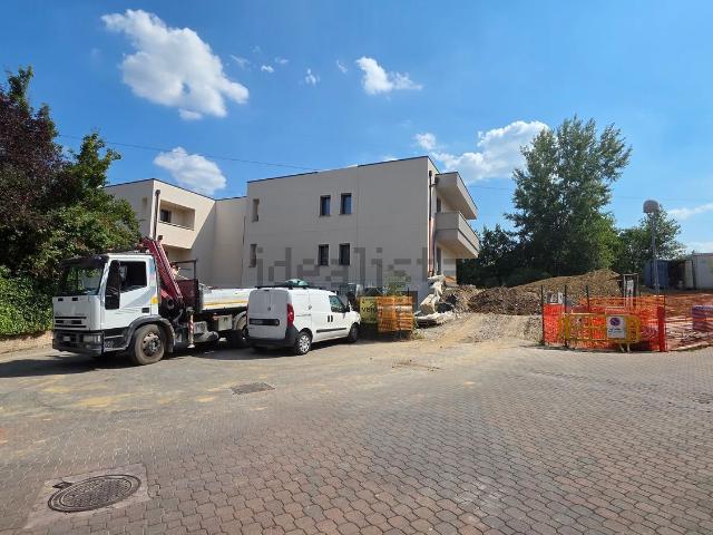 Appartamento in vendita di 201 m² in Via Pontebuco