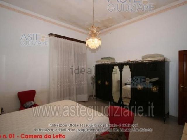 Appartamento in vendita di 201 m² in Via XXV Aprile, 27