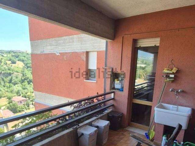 Appartamento in vendita di 201 m² in Viale Giovanni Bovio