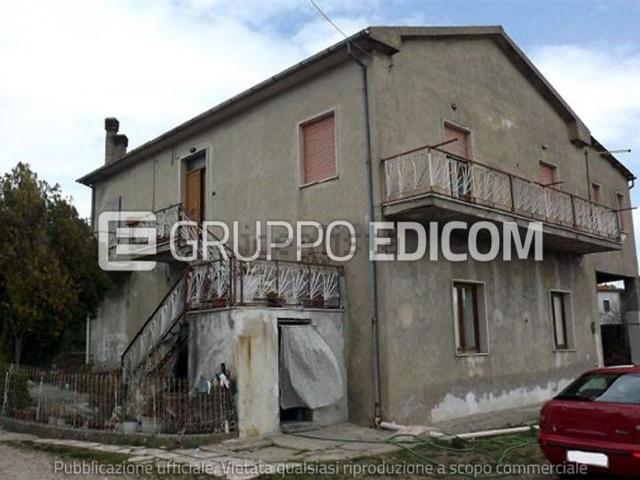 Appartamento in vendita di 202 m² in Via Bologna