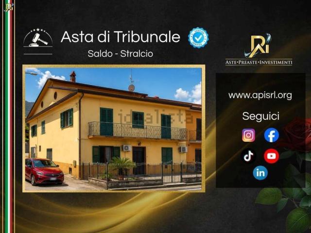 Appartamento in vendita di 202 m² in Via Bebiana