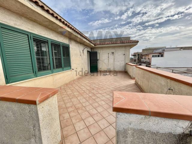 Appartamento in vendita di 202 m² in Via Gioacchino Rossini, 1