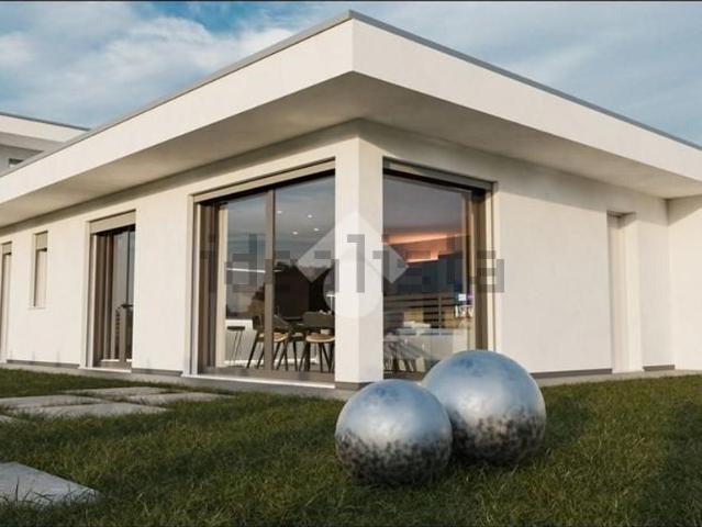 Appartamento in vendita di 202 m² in Via Noventana