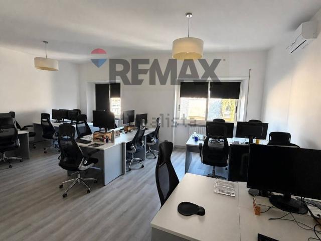 Appartamento in vendita di 202 m² in Viale della Repubblica, 140