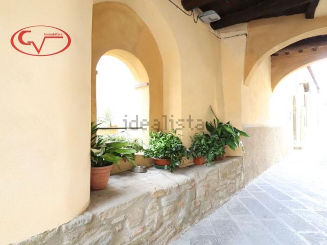 Appartamento in vendita di 202 m² in Località montegonzi