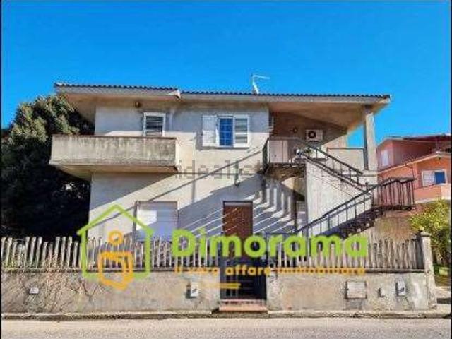 Appartamento in vendita di 203 m² in Via Cagliari, 56