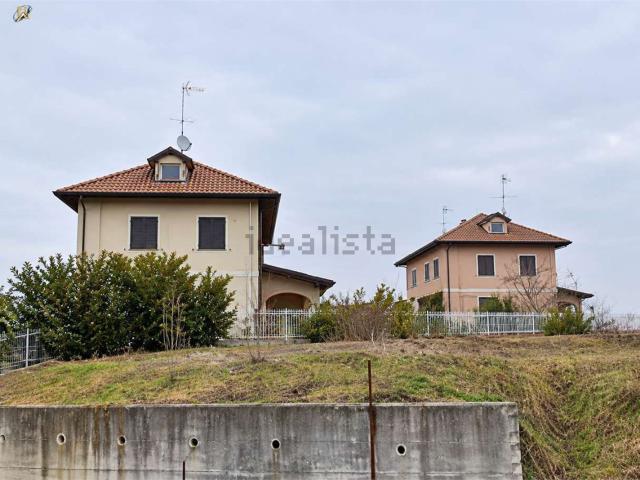 Appartamento in vendita di 203 m² in Via Carduti di Nassirya