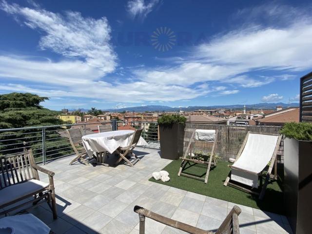 Appartamento in vendita di 203 m² in Via Marchi, 2