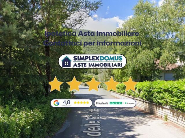 Appartamento in vendita di 204 m² in Via Colombo Andreassi