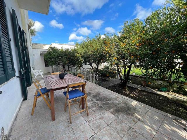Appartamento in vendita di 204 m² in Via Cerundolo, 52