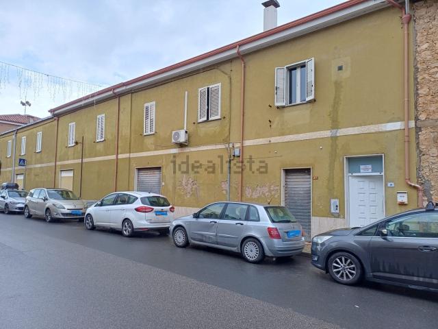Appartamento in vendita di 204 m² in Via A. Moro, 49