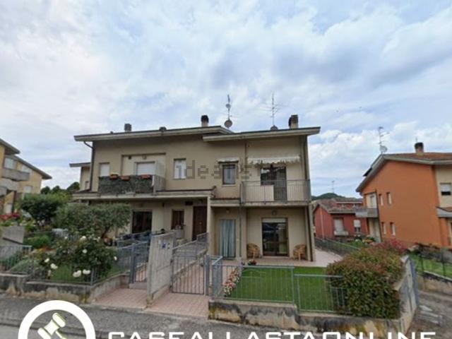 Appartamento in vendita di 204 m² in Via Alcide De Gasperi