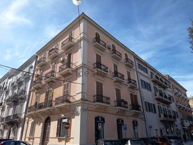 Appartamento in vendita di 204 m² in Via Giuseppe de Cesare, 2