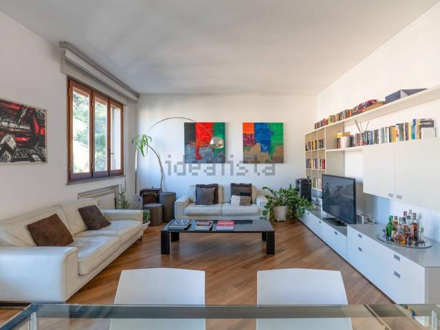 Appartamento in vendita di 204 m² in Via Don Olinto Marella