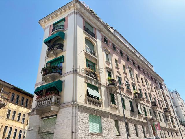 Appartamento in vendita di 204 m² in Via Franca, 15