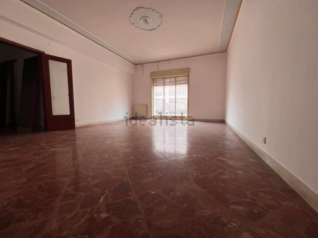 Appartamento in vendita di 204 m² in Via Industriale, 126
