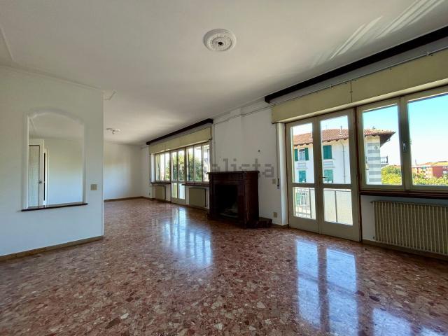 Appartamento in vendita di 204 m² in Viale Palmanova, 20