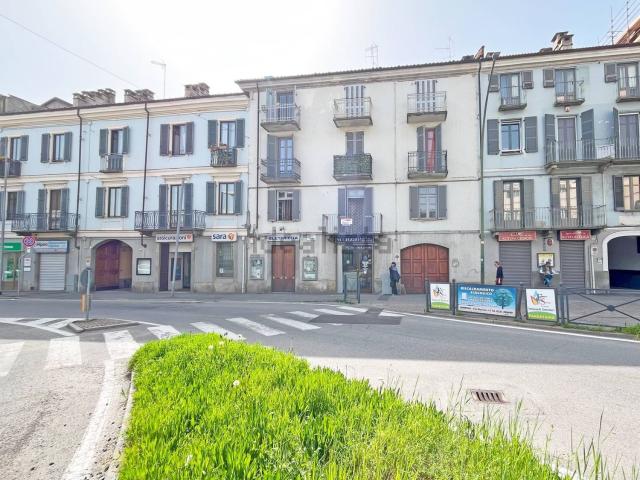 Appartamento in vendita di 204 m² in Corso Torino, 138
