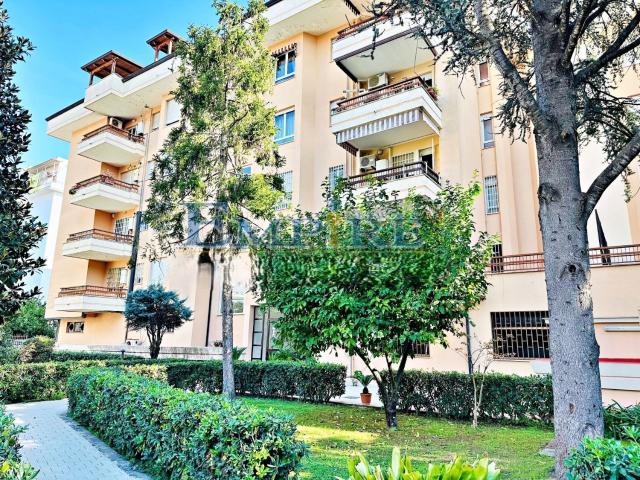 Appartamento in vendita di 205 m² in Via Carlo Pisacane, 23