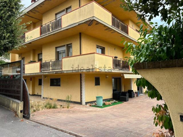 Appartamento in vendita di 205 m² in Via Metauro, 6