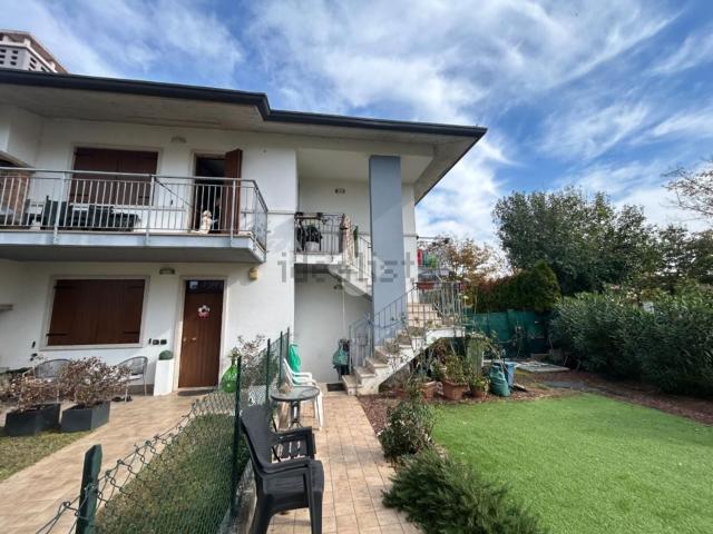 Appartamento in vendita di 205 m² in Via Silvestro Lega, 17