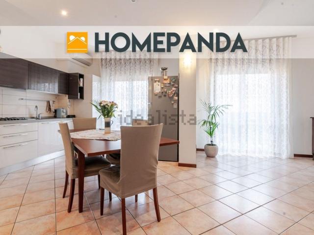 Appartamento in vendita di 205 m² in Via Roveggia, 26