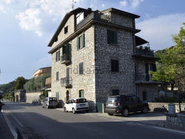 Appartamento in vendita di 205 m² in Via Roma, 74