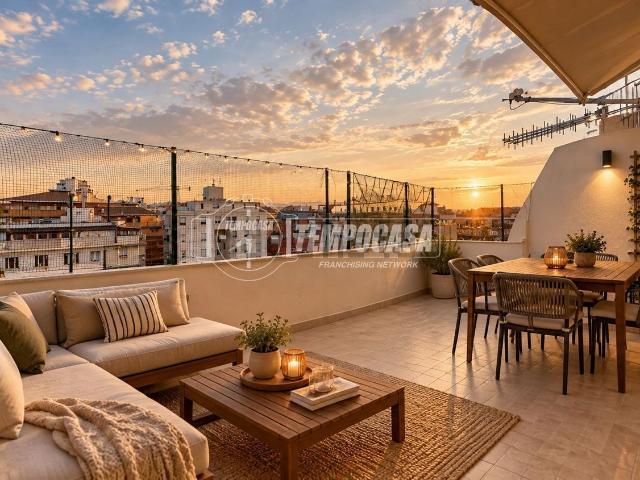 Appartamento in vendita di 205 m² in Via Teramo, 7
