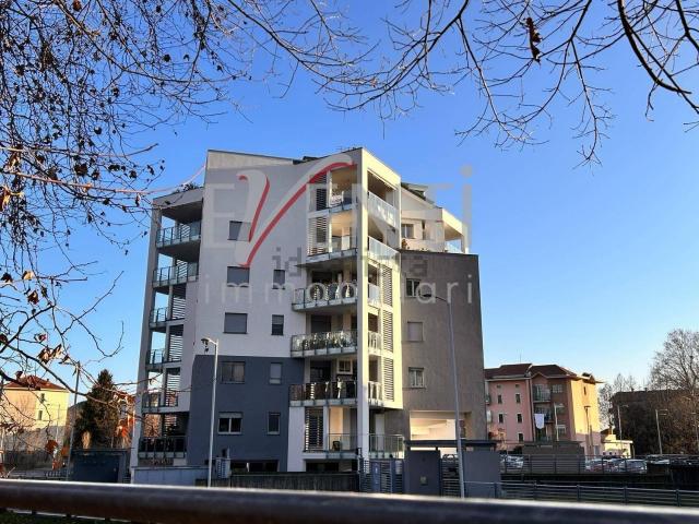 Appartamento in vendita di 206 m² in Via May, 16