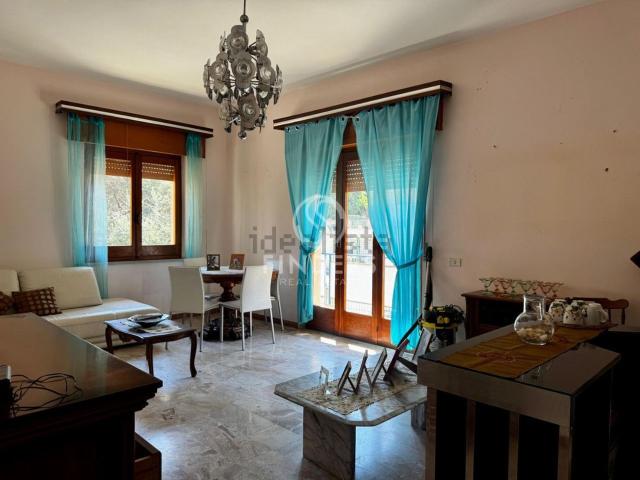 Appartamento in vendita di 206 m² in Via Sbarre Superiore Diramazione Lombardo, 10