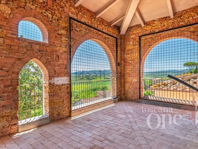 Appartamento in vendita di 206 m² in Via Roma