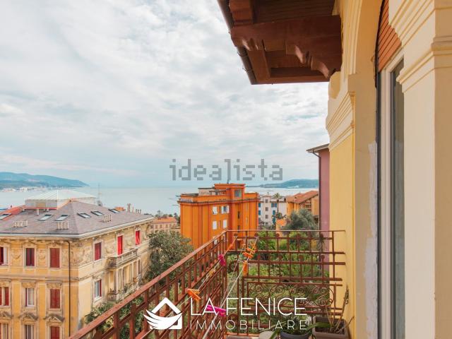 Appartamento in vendita di 206 m² in Via XXVII Marzo, 14