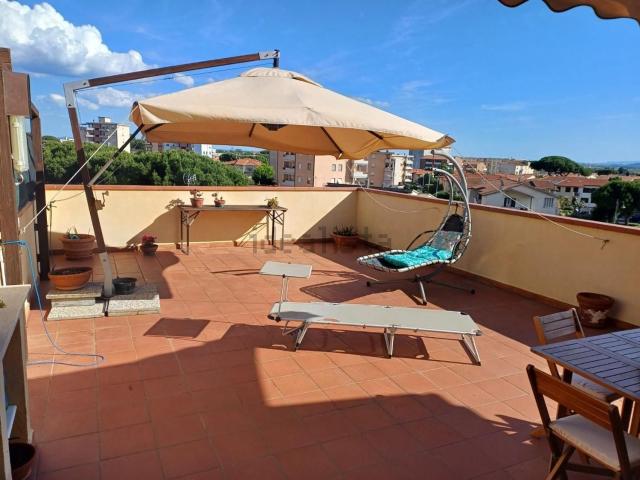 Appartamento in vendita di 207 m² in Via del Bottaccio