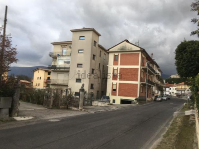 Appartamento in vendita di 207 m² in Via Marano