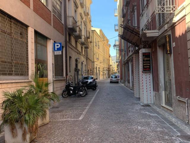 Appartamento in vendita di 207 m² in Via Nazario Sauro