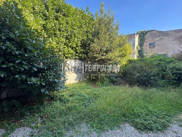 Appartamento in vendita di 208 m² in Via Gaetano Donizetti, 10