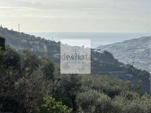 Appartamento in vendita di 208 m² in Via Giuseppe Mazzini