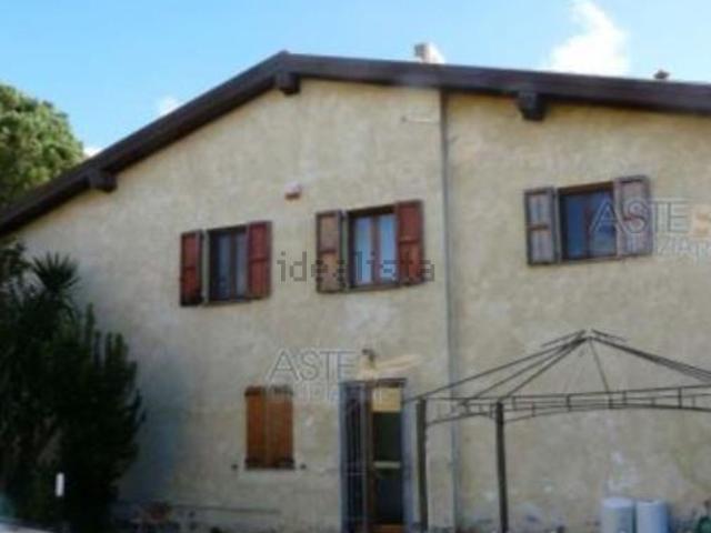 Appartamento in vendita di 208 m² in Via delle Sorgenti, 407