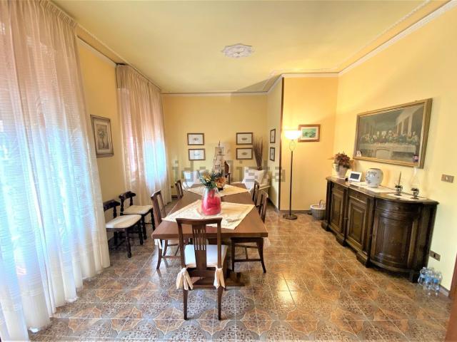 Appartamento in vendita di 208 m² in Via Quinto Martini