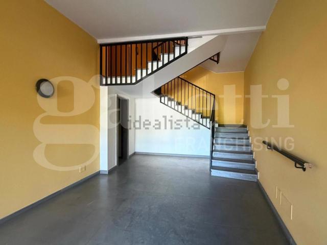 Appartamento in vendita di 208 m² in Via Vittorio Veneto, 88