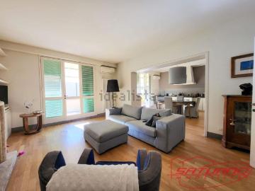 Appartamento in vendita di 208 m² in Piazza San Pietro Somaldi