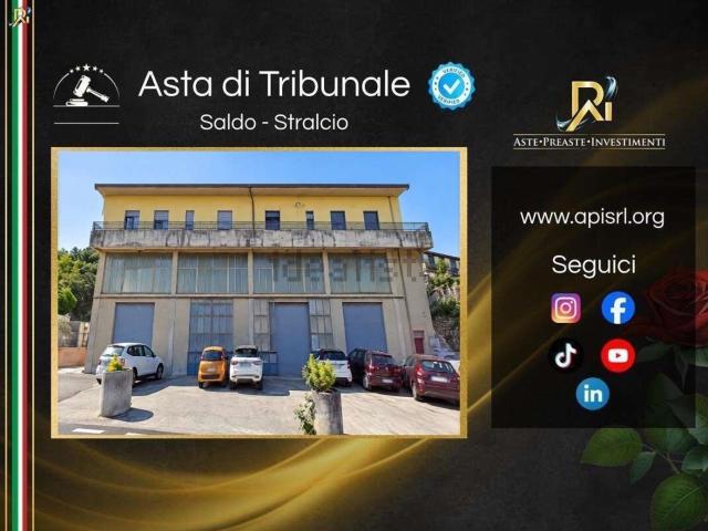 Appartamento in vendita di 208 m² in Strada Statale 7