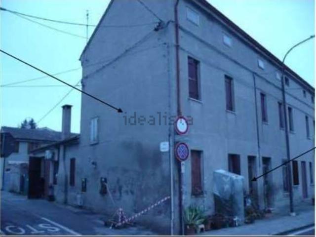 Appartamento in vendita di 209 m² in Via Dante Alighieri