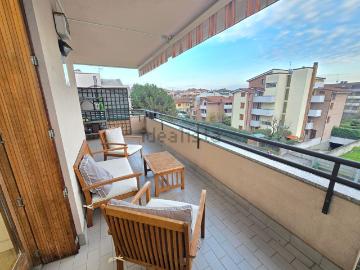 Appartamento in vendita di 209 m² in Via Ettore Majorana, 1