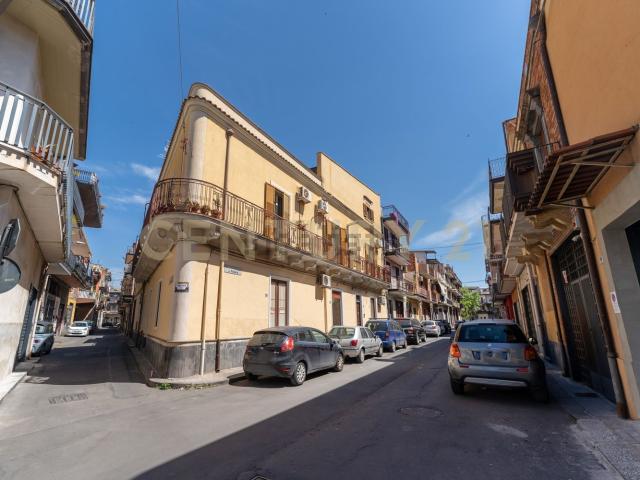 Appartamento in vendita di 209 m² in Via Fallica, 107