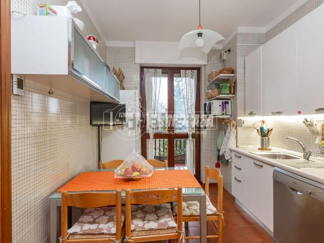 Appartamento in vendita di 209 m² in Via Pearda, 50