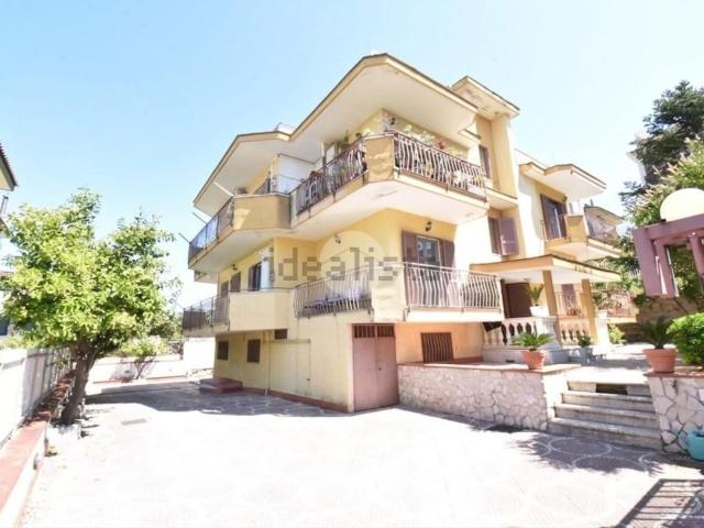 Appartamento in vendita di 210 m² in Via Cavalieri di Vittorio Veneto, 1
